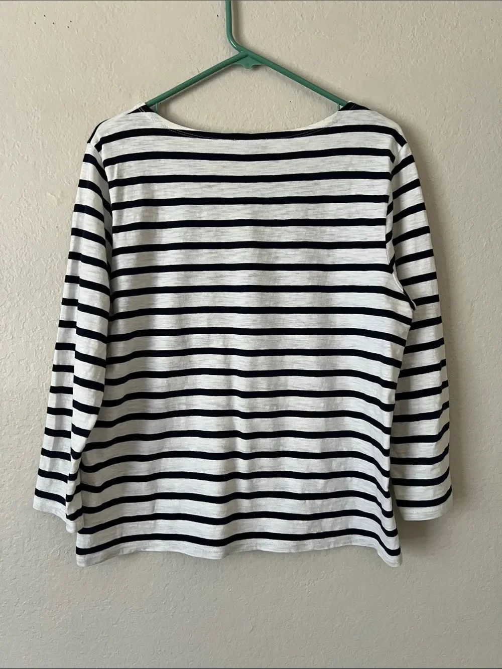 EUC J.CREW Striped 3/4 Sleeve White/Black Size Unknown